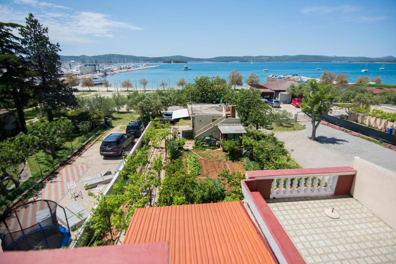 Hotel Sobe Rolo Uz More Biograd Na Moru Exterior foto